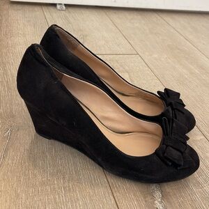 Jessica Simpson Black Velvet Bow Wedges